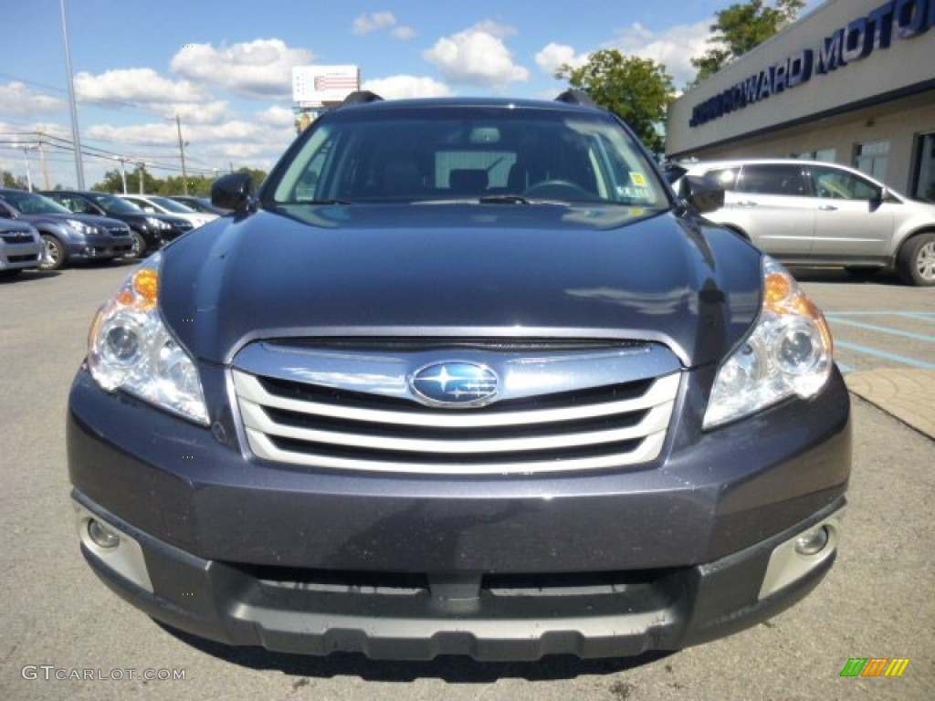 2011 Outback 2.5i Premium Wagon - Graphite Gray Metallic / Off Black photo #2