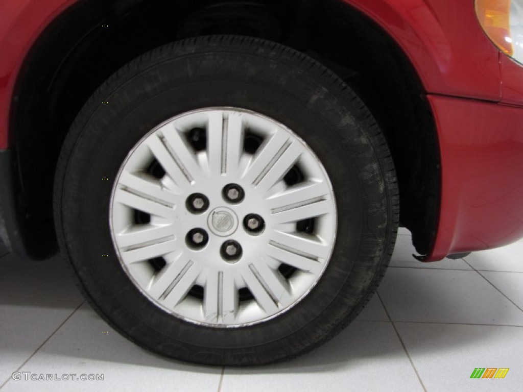 2005 Chrysler Town & Country LX Wheel Photo #86268860