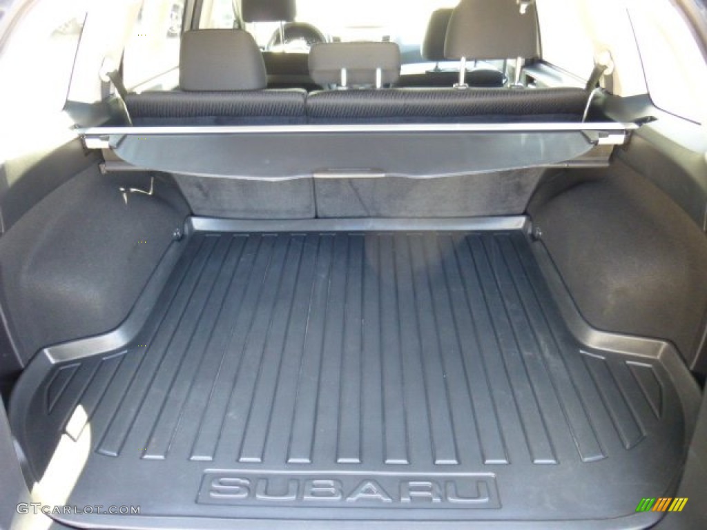 2011 Outback 2.5i Premium Wagon - Graphite Gray Metallic / Off Black photo #13