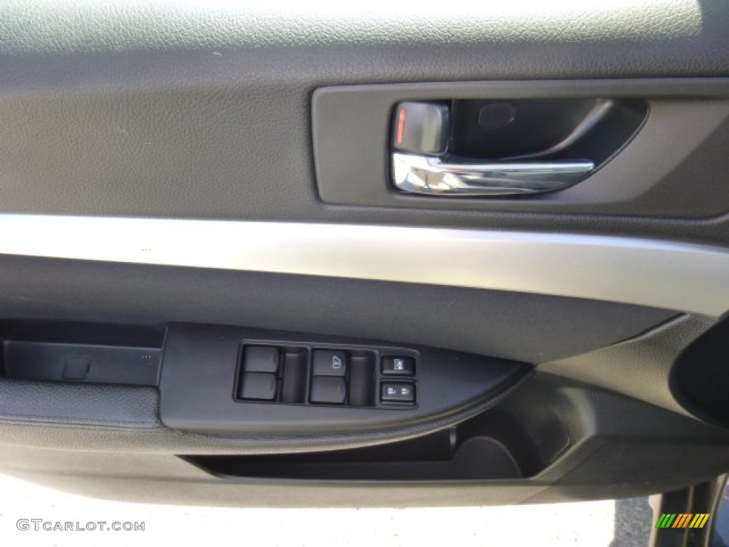 2011 Outback 2.5i Premium Wagon - Graphite Gray Metallic / Off Black photo #16