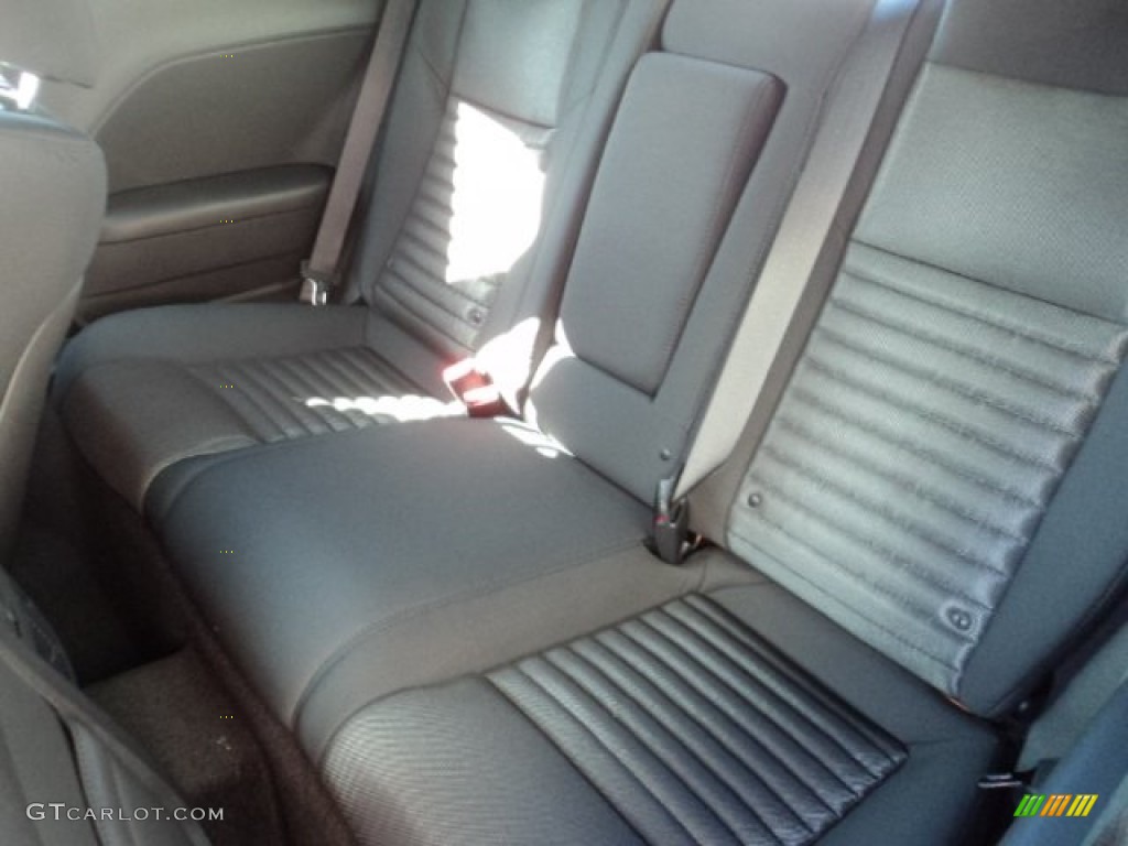 2014 Dodge Challenger R/T Rear Seat Photos