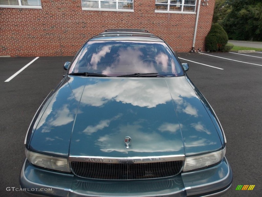 1994 Roadmaster Estate Wagon - Dark Jadestone Metallic / Beige photo #9