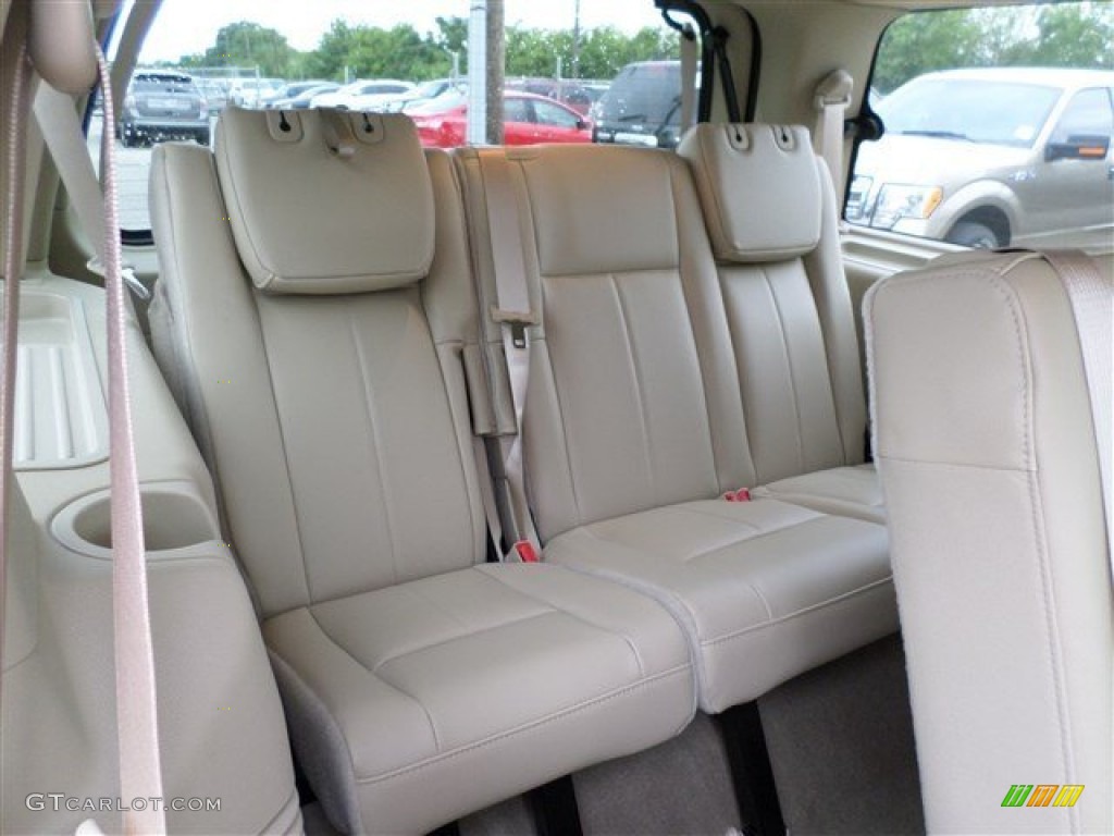 2014 Ford Expedition XLT Rear Seat Photo #86271368