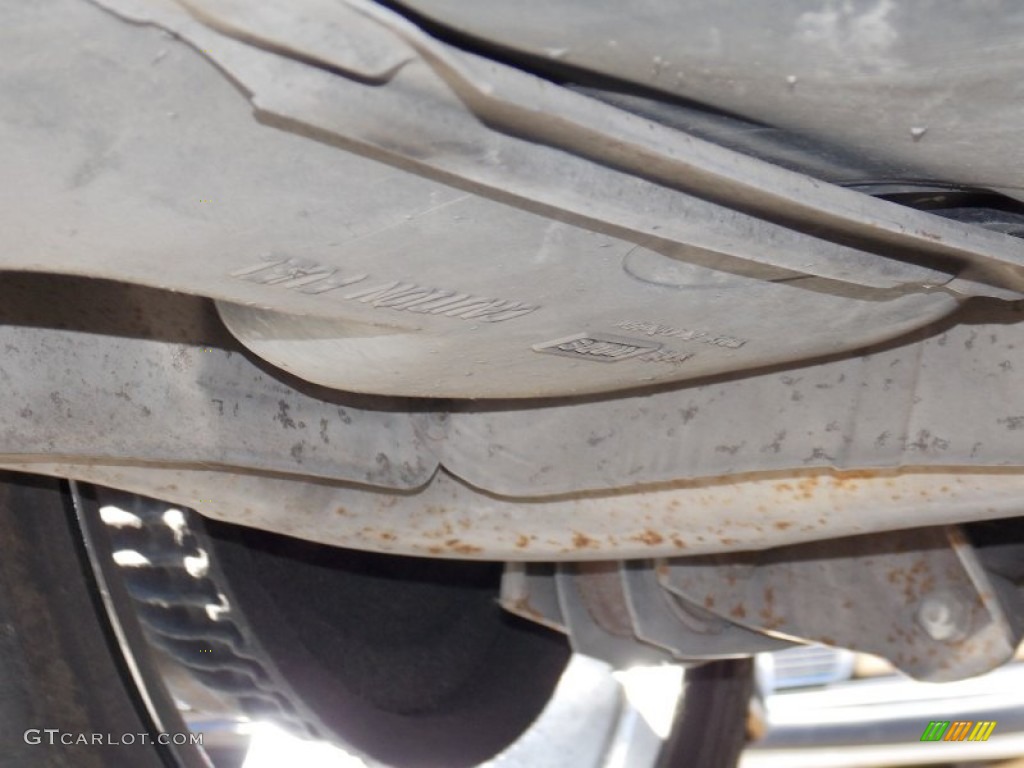 1994 Buick Roadmaster Estate Wagon Undercarriage Photo #86271614