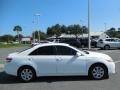 Super White - Camry  Photo No. 9