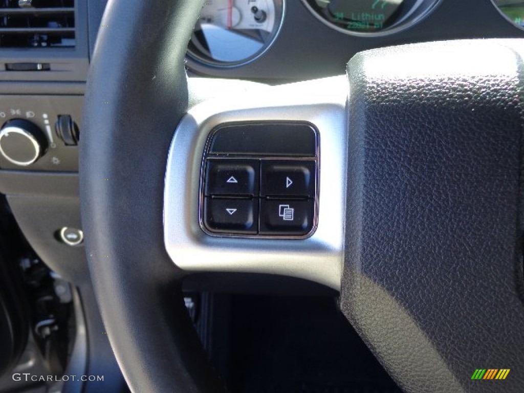2011 Challenger SE - Tungsten Metallic / Dark Slate Gray photo #6