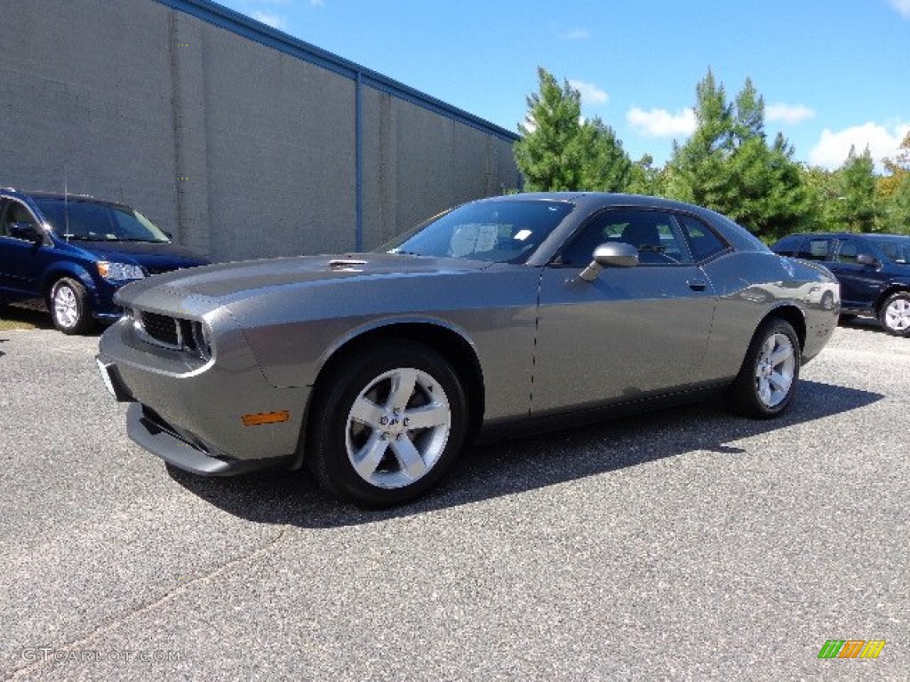 2011 Challenger SE - Tungsten Metallic / Dark Slate Gray photo #8