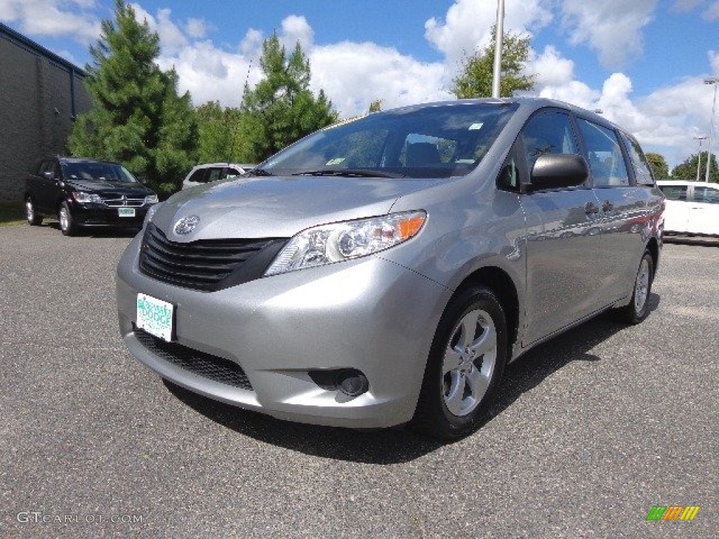 2011 Sienna V6 - Silver Sky Metallic / Light Gray photo #1