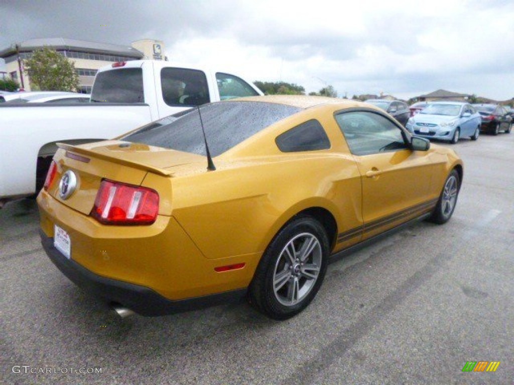 2010 Mustang V6 Premium Coupe - Sunset Gold Metallic / Charcoal Black photo #4