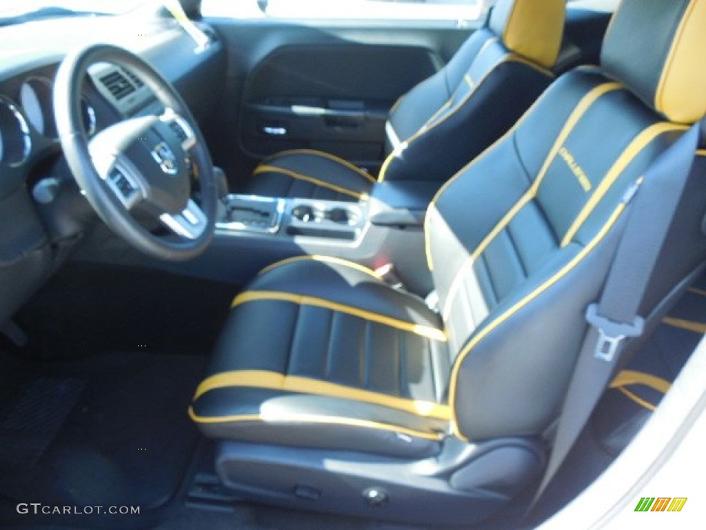 2013 Challenger SXT Plus - Bright White / Dark Slate Gray photo #4