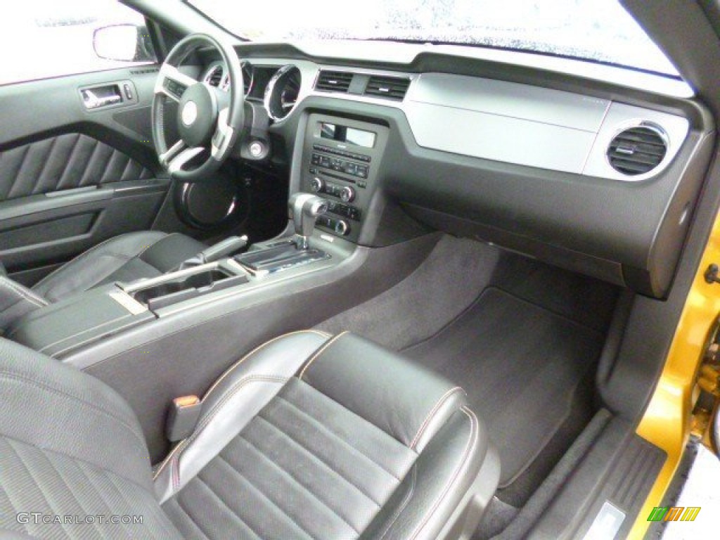 2010 Mustang V6 Premium Coupe - Sunset Gold Metallic / Charcoal Black photo #15
