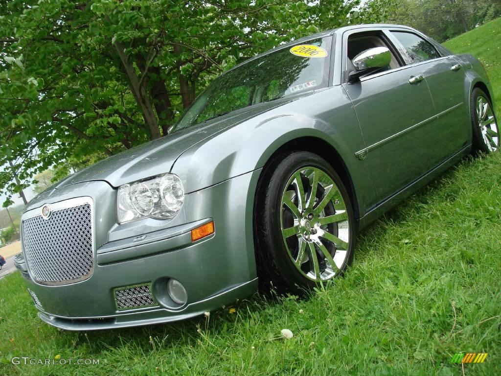 2006 300 C SRT8 - Silver Steel Metallic / Dark Slate Gray/Light Graystone photo #1