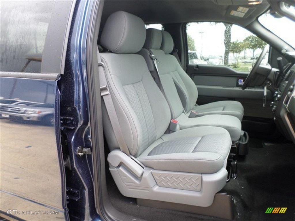2013 Ford F150 XLT SuperCrew Front Seat Photos