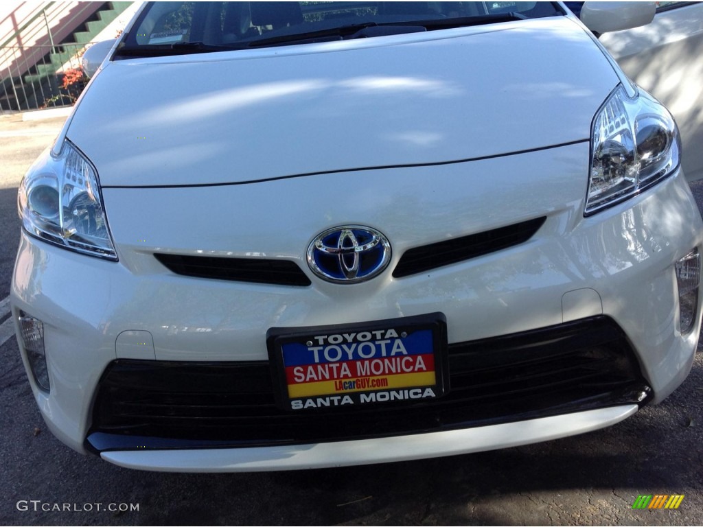 2013 Prius Persona Series Hybrid - Blizzard White Pearl / Dark Gray photo #1