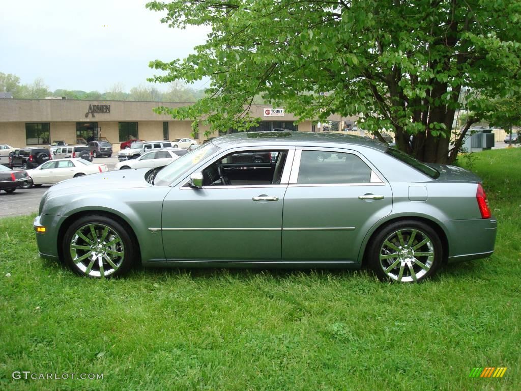 2006 300 C SRT8 - Silver Steel Metallic / Dark Slate Gray/Light Graystone photo #10