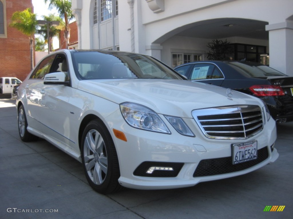 2011 E 350 BlueTEC Sedan - Arctic White / Almond/Mocha photo #1