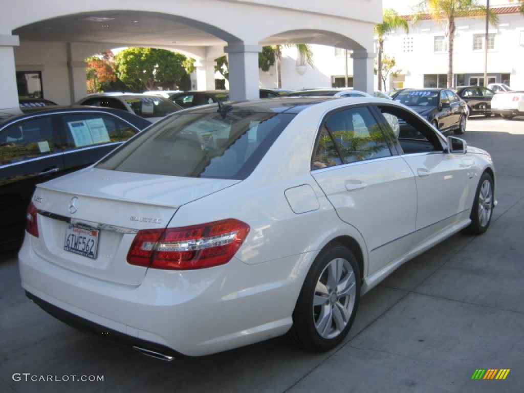 2011 E 350 BlueTEC Sedan - Arctic White / Almond/Mocha photo #2