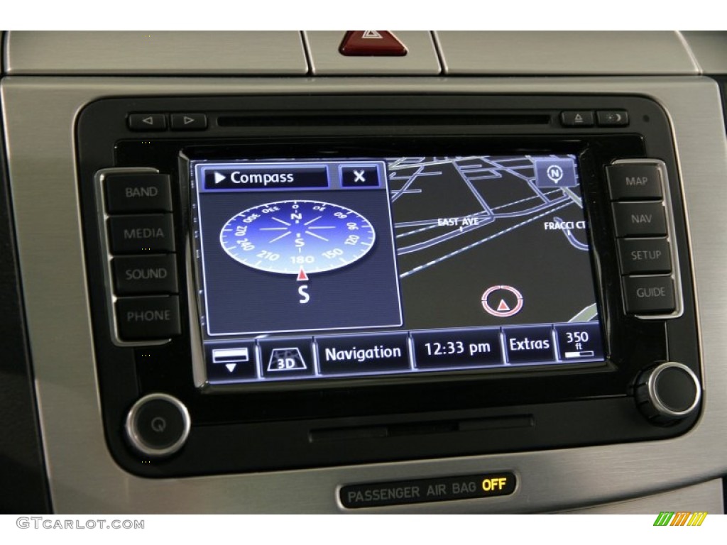 2010 Volkswagen CC Luxury Navigation Photos