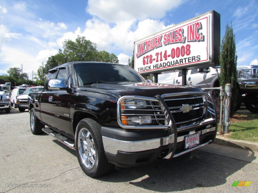 2006 Silverado 1500 LS Extended Cab - Black / Dark Charcoal photo #11