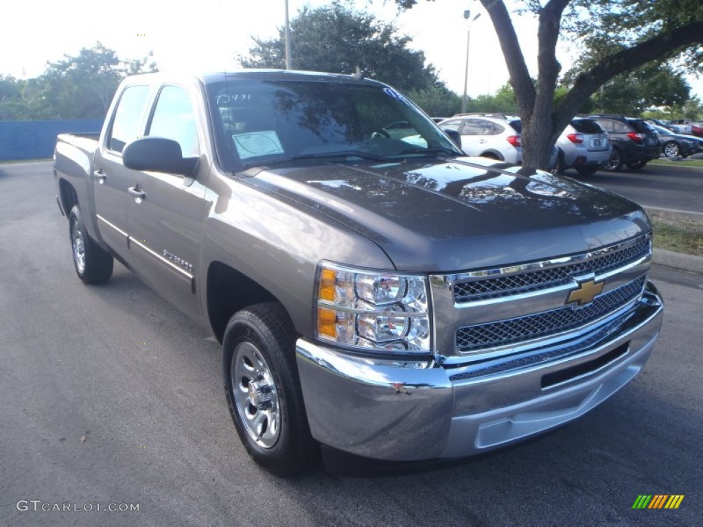 2013 Silverado 1500 LS Crew Cab - Mocha Steel Metallic / Ebony photo #1