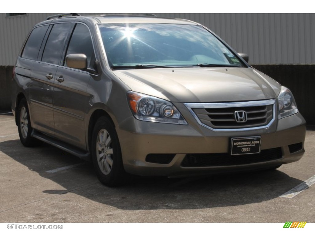 Mocha Metallic Honda Odyssey