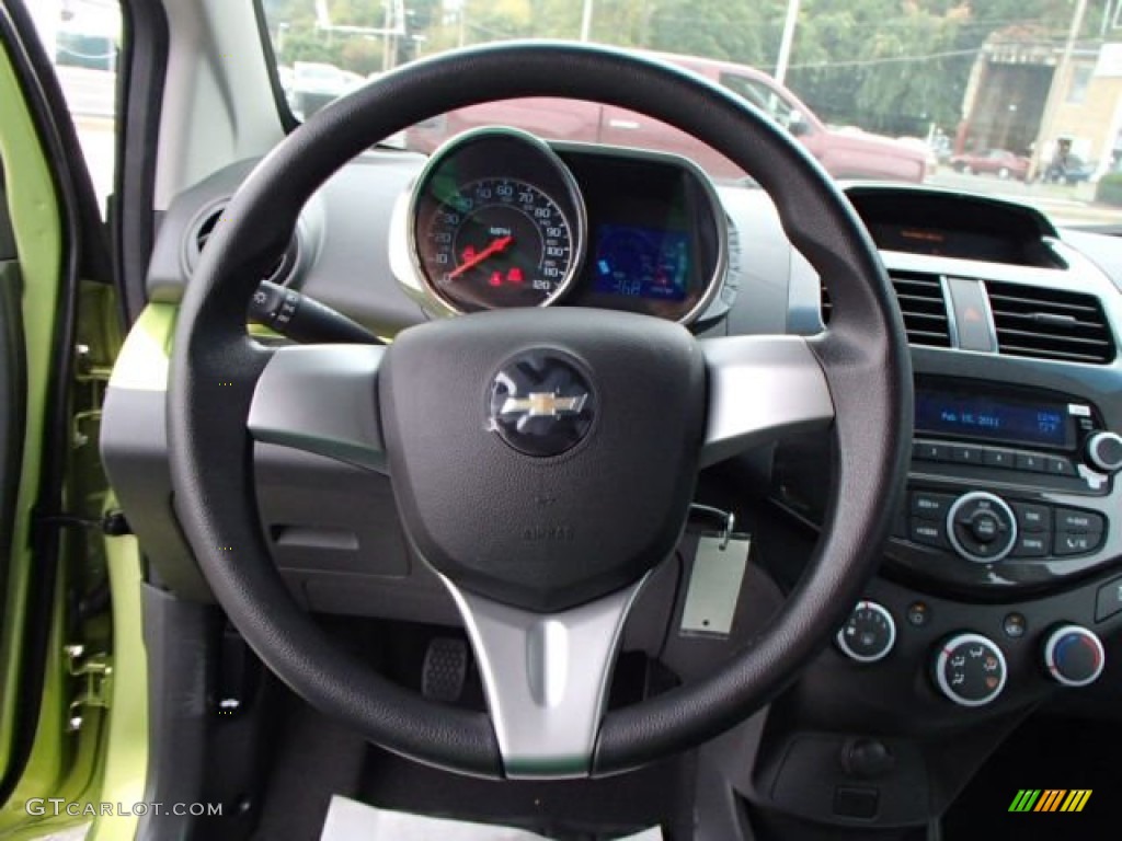 2013 Chevrolet Spark LS Green/Green Steering Wheel Photo #86291974