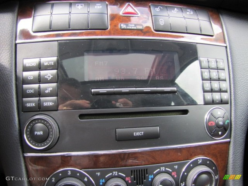 2006 Mercedes-Benz C 280 Luxury Controls Photo #86292120