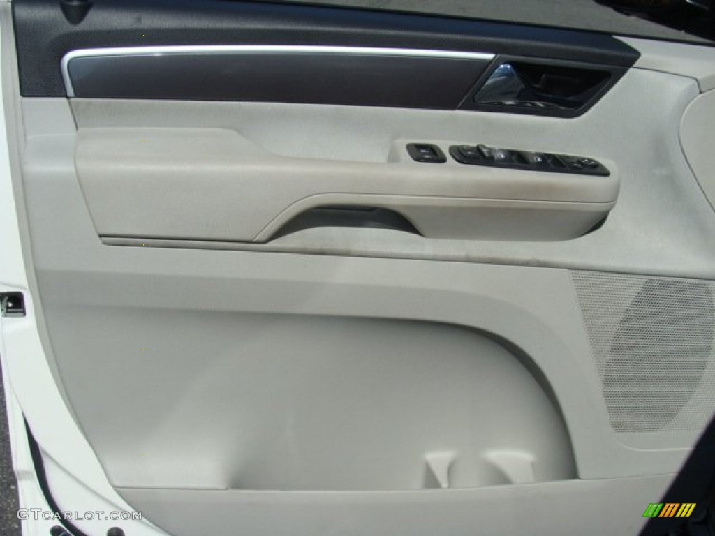 2009 Routan SE - Calla Lilly White / Aero Grey photo #7