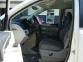 2009 Calla Lilly White Volkswagen Routan SE  photo #9