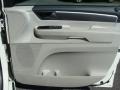 2009 Calla Lilly White Volkswagen Routan SE  photo #21