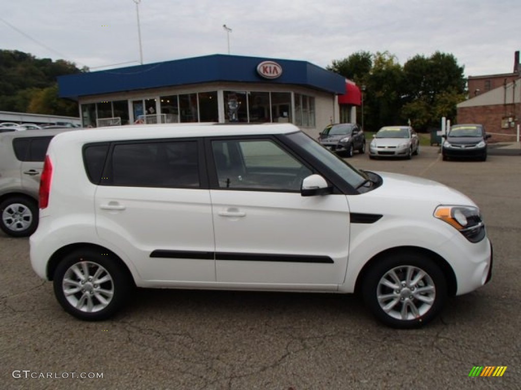 Clear White Kia Soul