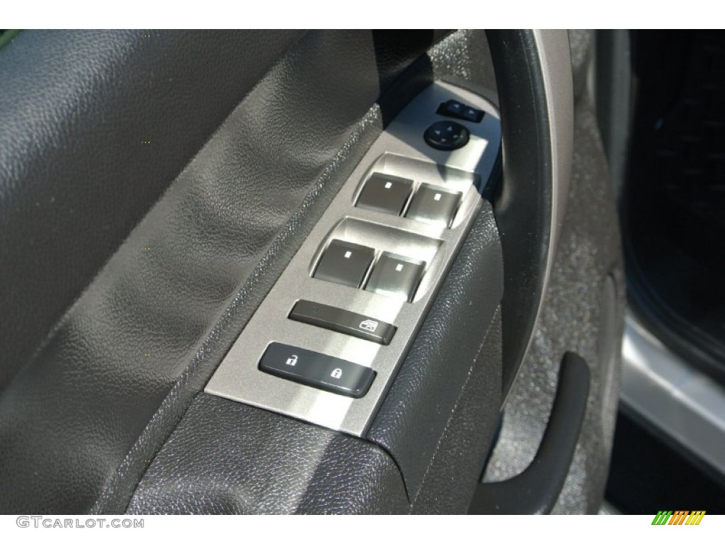 2011 Silverado 1500 LS Crew Cab - Sheer Silver Metallic / Dark Titanium photo #10