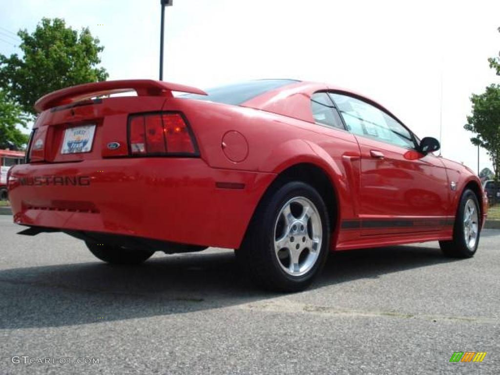 2004 Mustang V6 Coupe - Torch Red / Medium Graphite photo #24