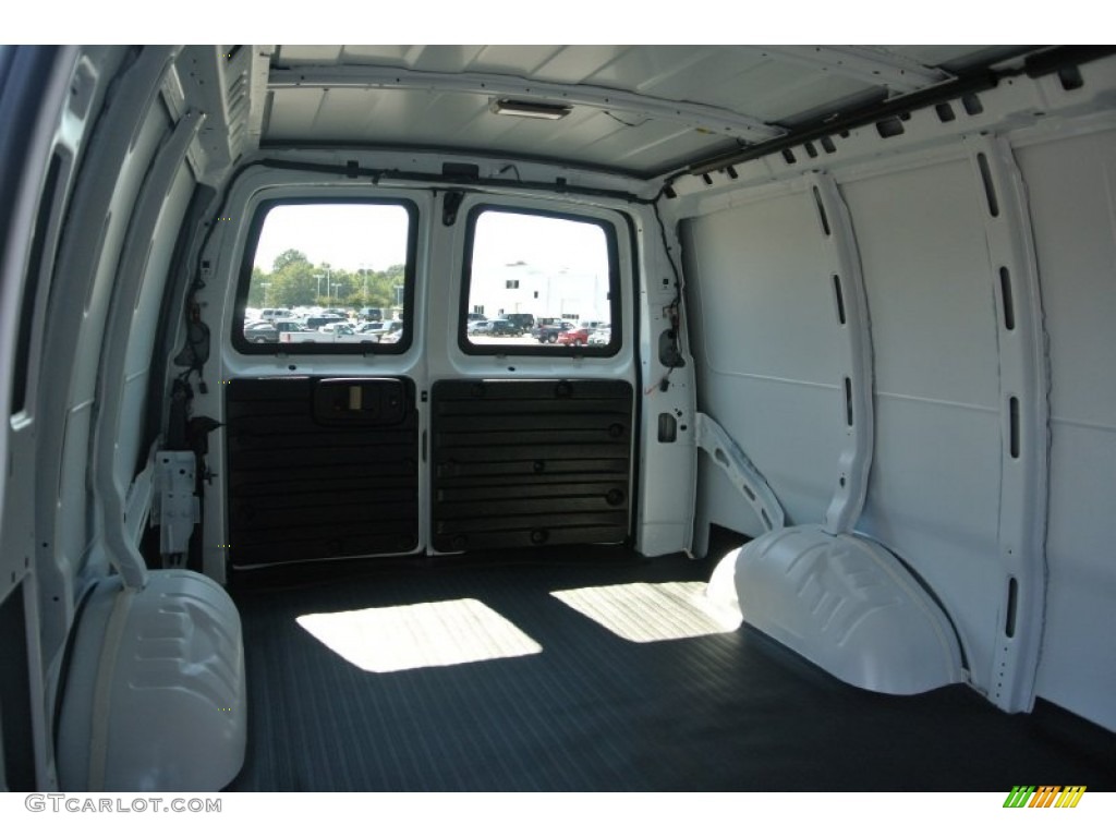 2014 GMC Savana Van 2500 Extended Cargo Trunk Photo #86298297