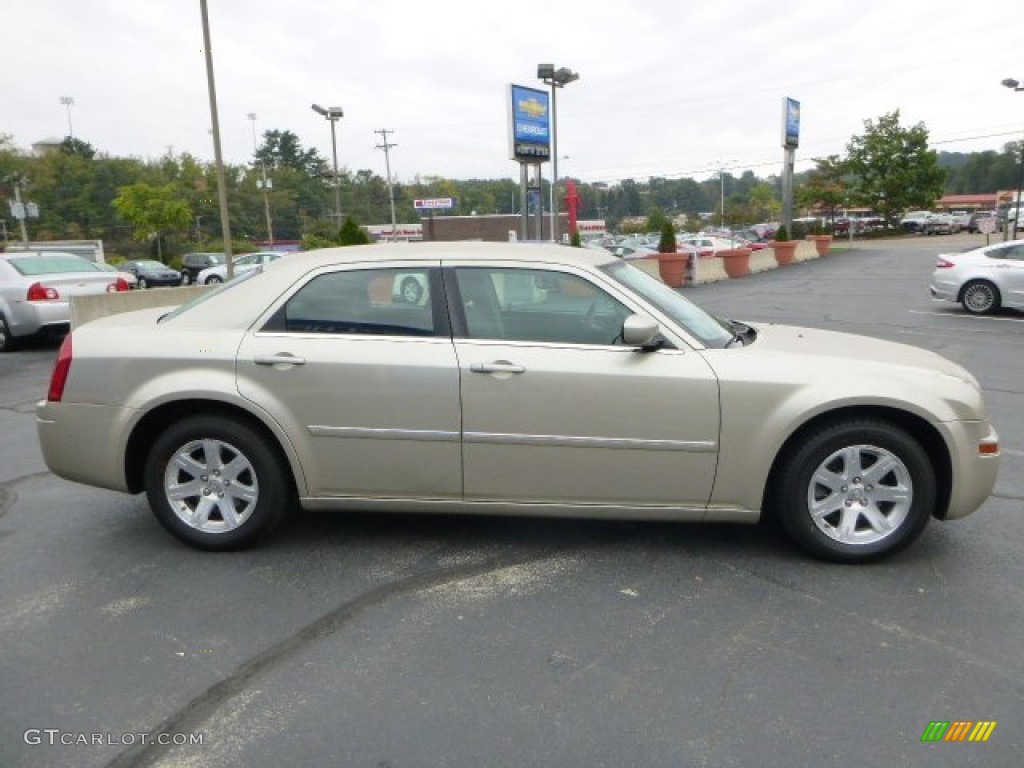 2007 300  - Linen Gold Metallic / Dark Slate Gray/Light Graystone photo #6