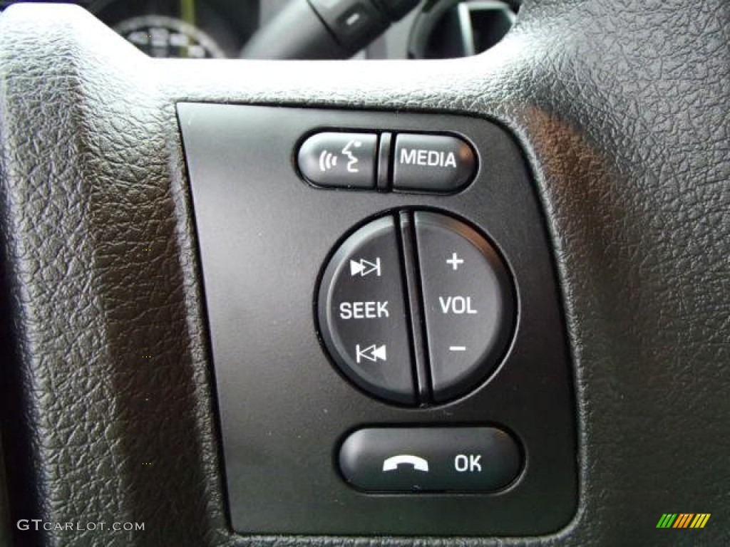 2014 Ford F250 Super Duty XL SuperCab 4x4 Controls Photo #86300049