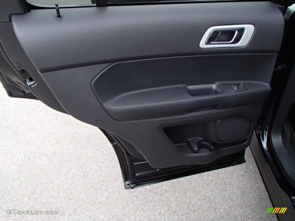 2014 Ford Explorer Sport 4WD Door Panel Photos