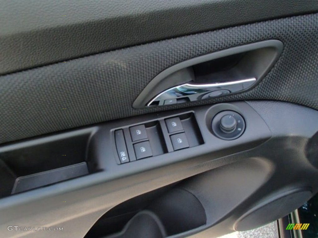 2014 Cruze LT - Rainforest Green Metallic / Jet Black photo #13