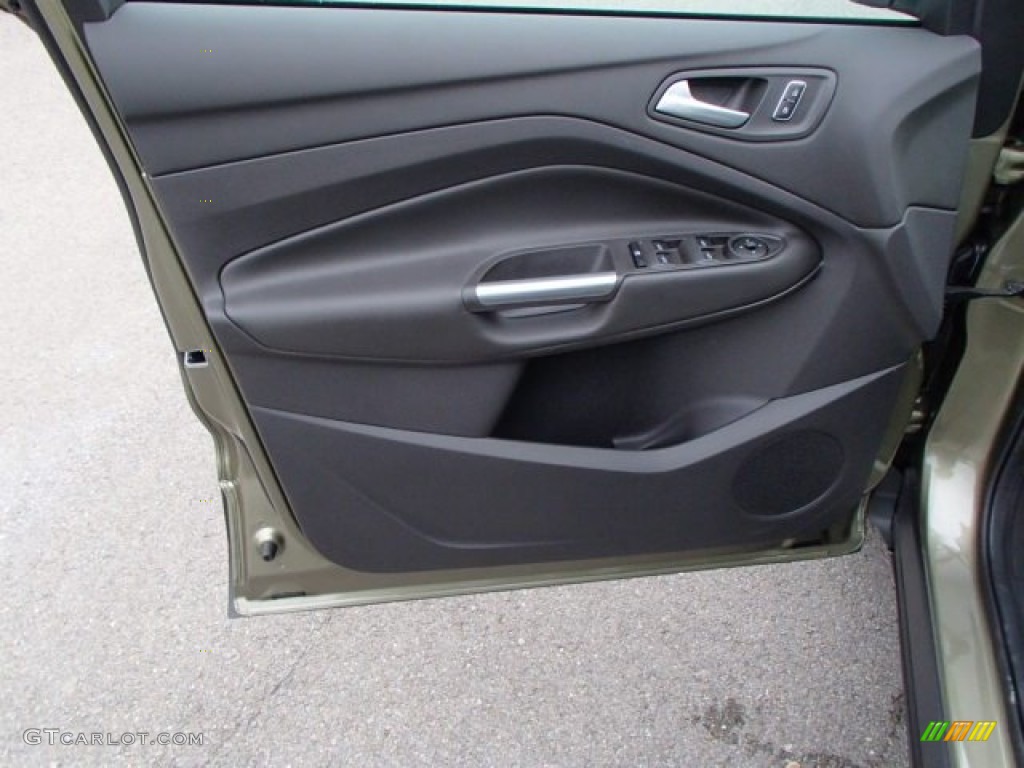 2014 Ford Escape SE 2.0L EcoBoost 4WD Charcoal Black Door Panel Photo #86300811