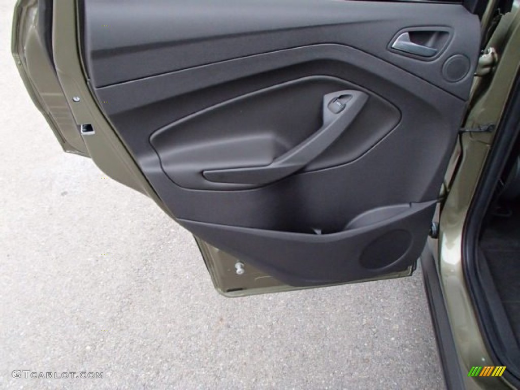 2014 Ford Escape SE 2.0L EcoBoost 4WD Charcoal Black Door Panel Photo #86300852