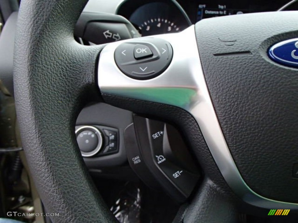 2014 Ford Escape SE 2.0L EcoBoost 4WD Controls Photo #86301042