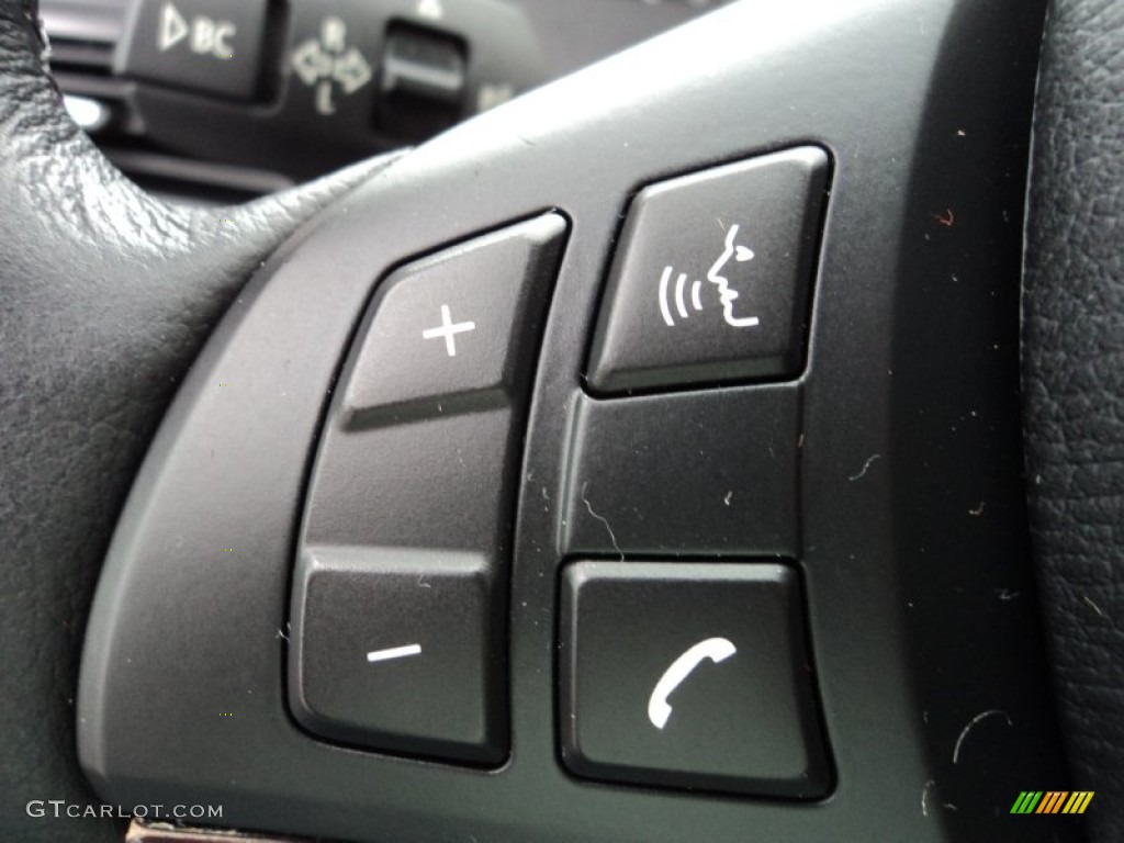 2011 BMW X5 xDrive 50i Controls Photo #86301138