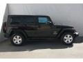 Black - Wrangler Unlimited Sahara 4x4 Photo No. 11