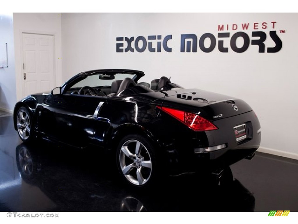 2008 350Z Touring Roadster - Magnetic Black / Charcoal photo #7