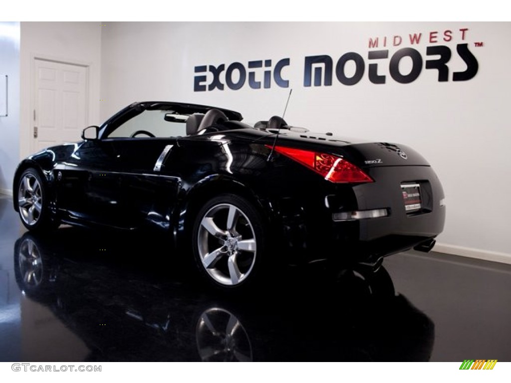 2008 350Z Touring Roadster - Magnetic Black / Charcoal photo #11