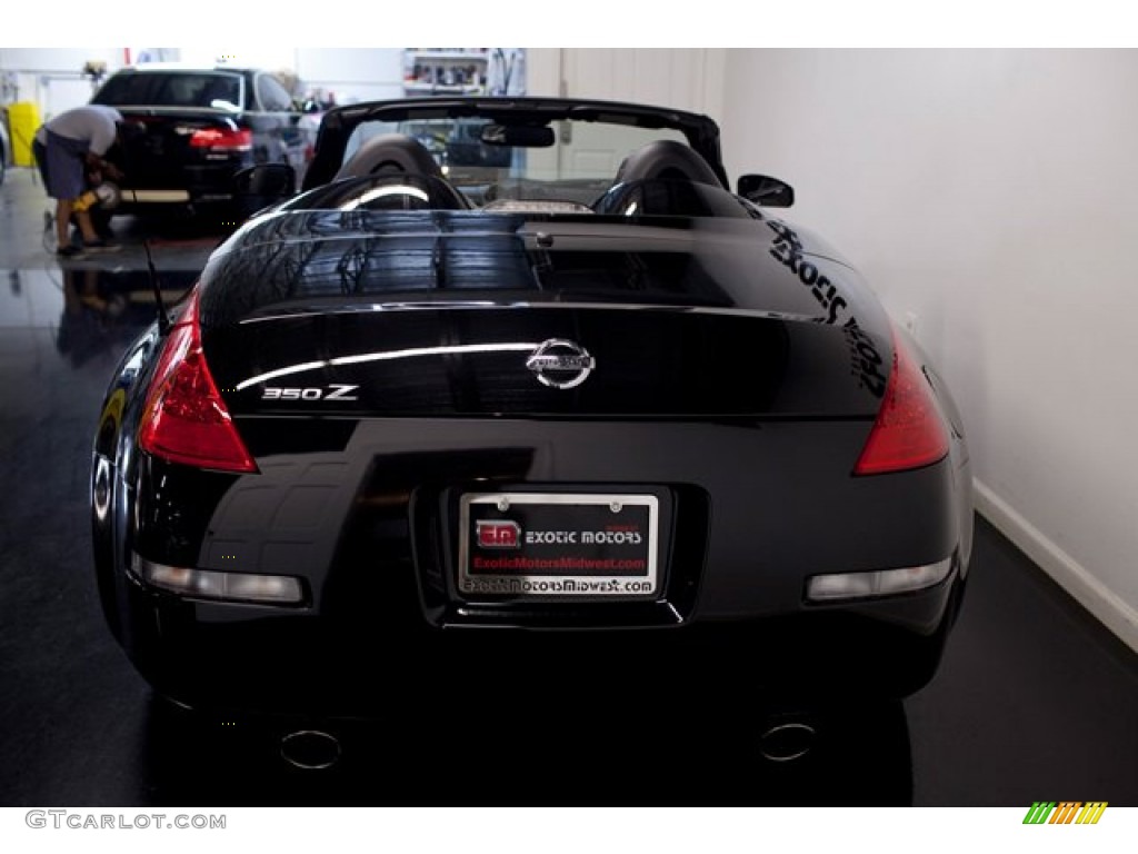 2008 350Z Touring Roadster - Magnetic Black / Charcoal photo #14