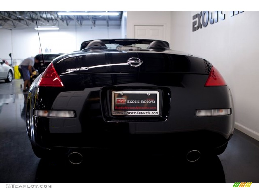 2008 350Z Touring Roadster - Magnetic Black / Charcoal photo #16