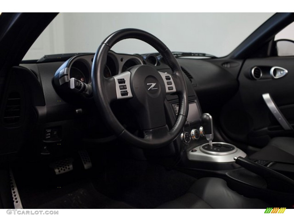 2008 350Z Touring Roadster - Magnetic Black / Charcoal photo #40