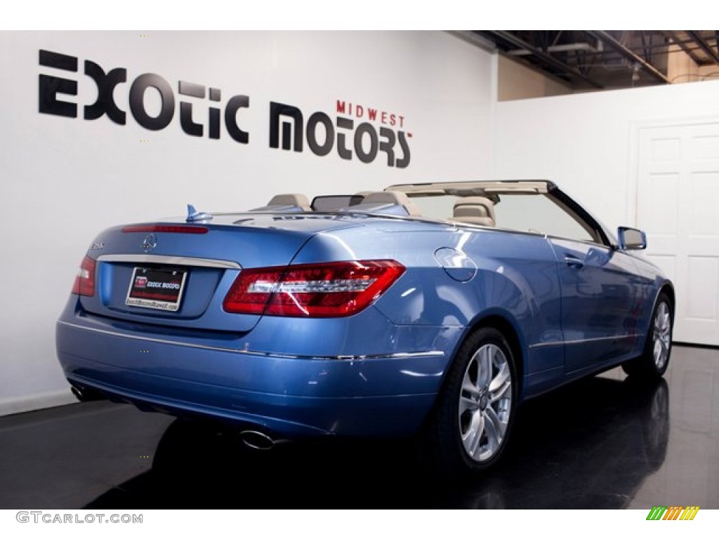 2011 E 350 Cabriolet - Quartz Blue Metallic / Almond/Mocha photo #12