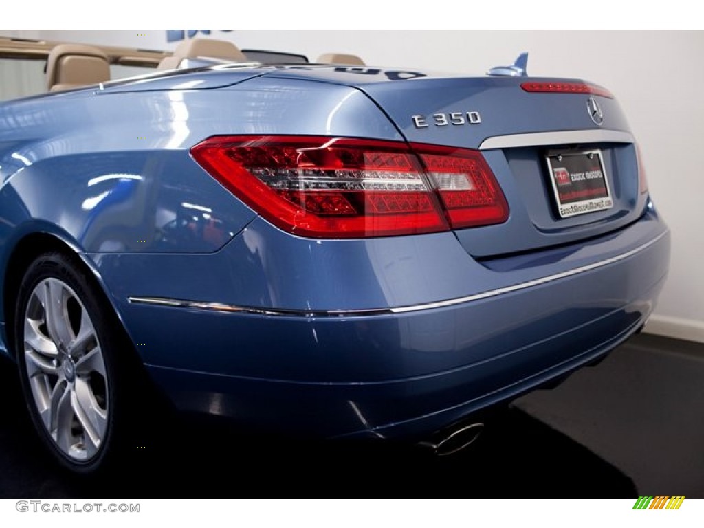 2011 E 350 Cabriolet - Quartz Blue Metallic / Almond/Mocha photo #23